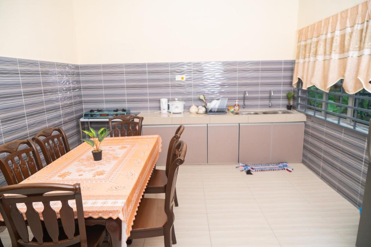 Adorable 3-Bedroom Home With Pool, Wi-Fi And Bbq Rembau Buitenkant foto