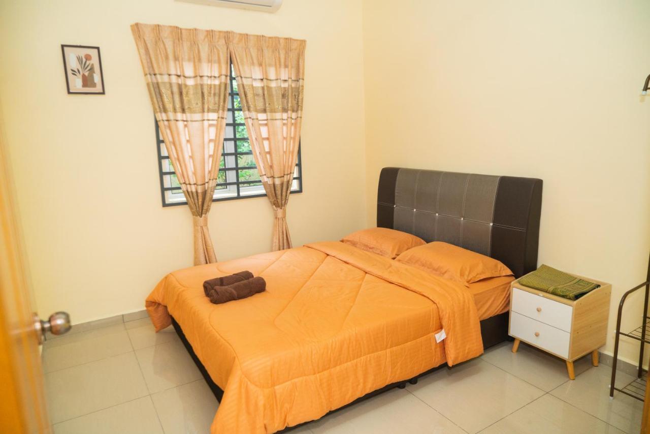 Adorable 3-Bedroom Home With Pool, Wi-Fi And Bbq Rembau Buitenkant foto