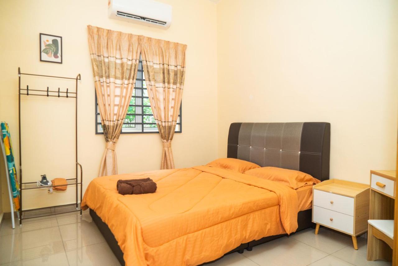 Adorable 3-Bedroom Home With Pool, Wi-Fi And Bbq Rembau Buitenkant foto